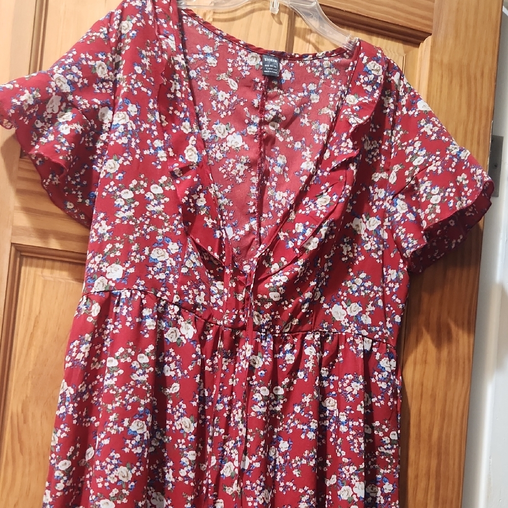 SHEIN Red Floral Dress